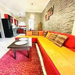 Desert Pearl Apartment